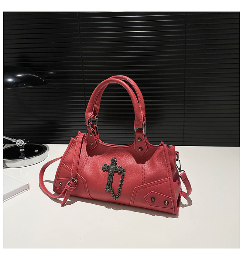 Designer bag free shipping 2025 new fashion light luxury Motorcycle bag womens crossbody bag casual vintage armpit bag
