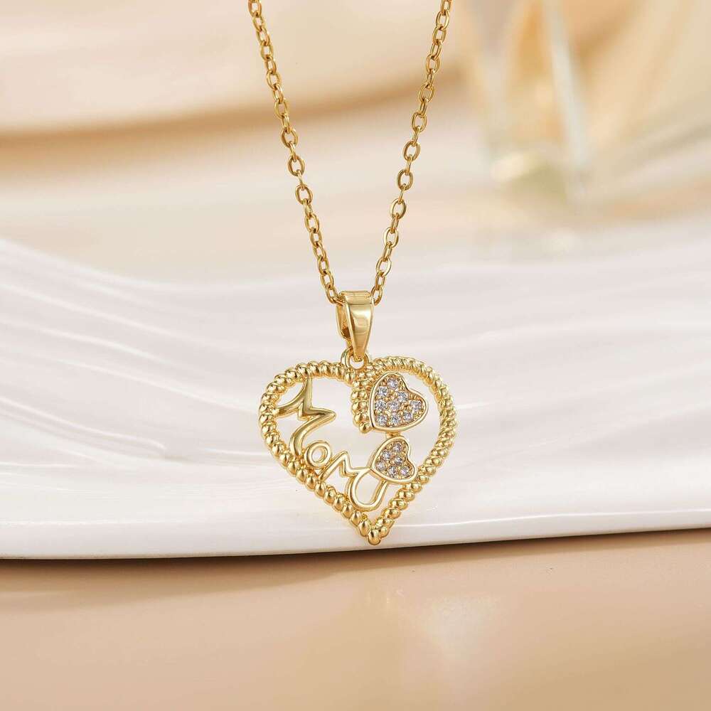 Elegant Women's Heart Necklace MOM Pendant Mother's Day Gift Simple High-End Jewelry C36