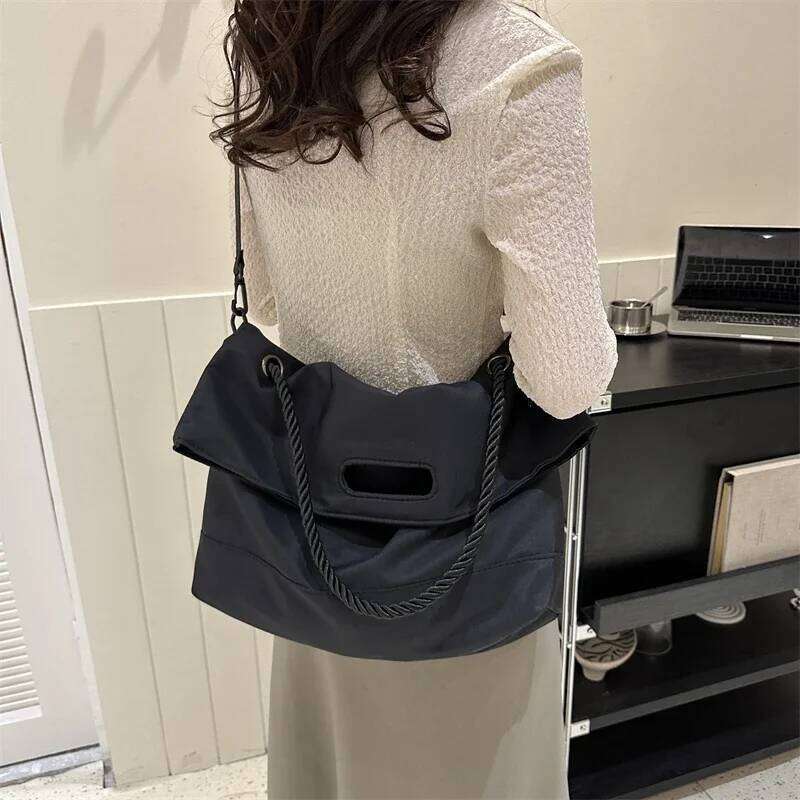 2025 Fahion New Girls Daily Cool Women Party Big Size High Capacity Shoulder Bags With Large Pockets Double Zipper For Shopping