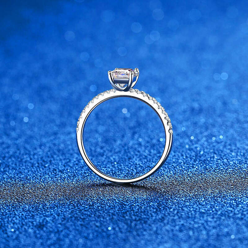 S Pure Silver Four-Prong Emerald Radiant Cut Band Wedding Moissanite Diamond Ring for Women 2b0