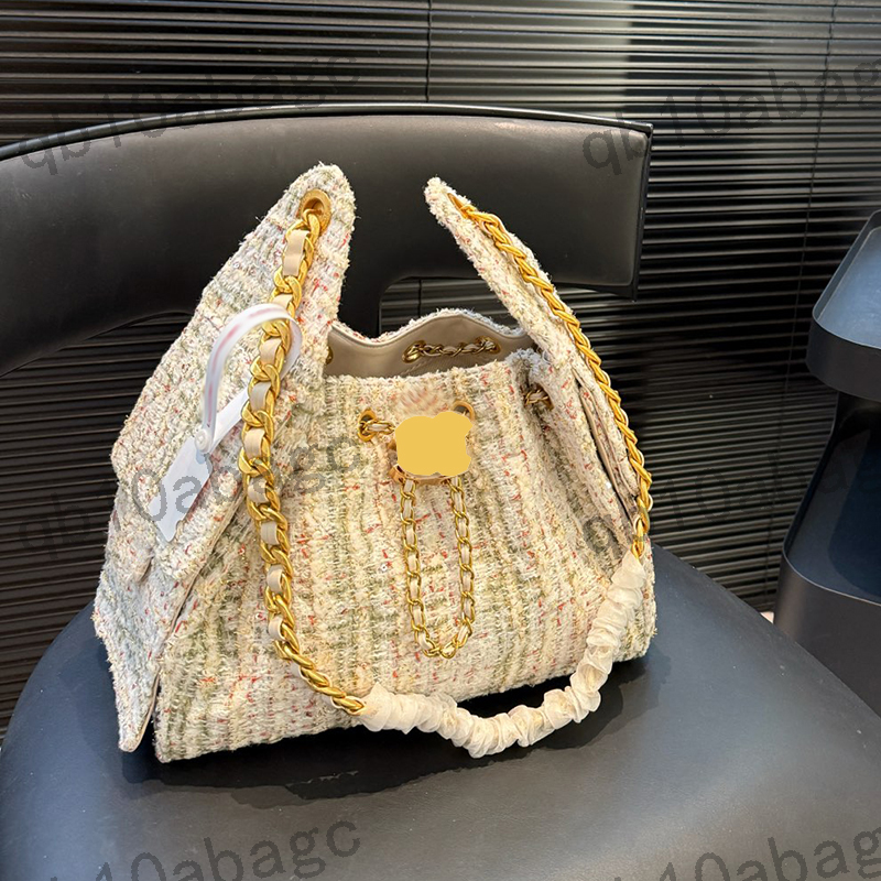 Women Stylish Colorful Knitting Tweed Shoulder Bag Split Little Sequins Decoration Flap Pockets Gold Buckle Adjusting Matelasse Chain Soft Tote S