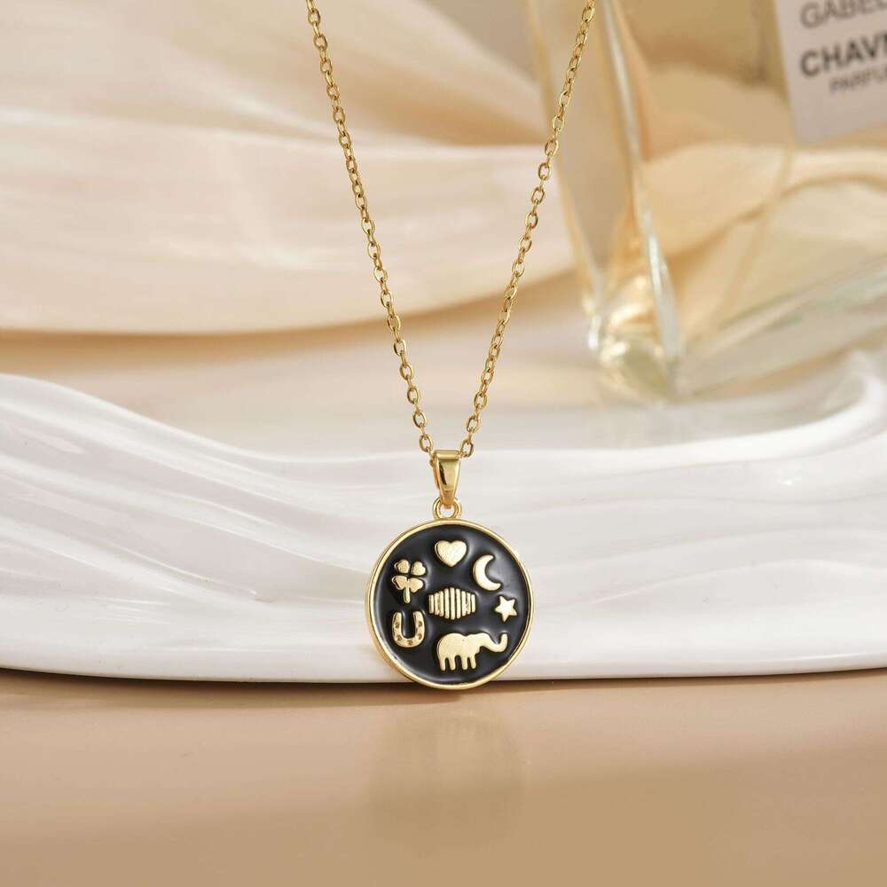 New Heart-Shaped Pentagram Peach Heart Two-Tone Electroplated Zircon Pendant Necklace For Women Light Clavicle Chain 484