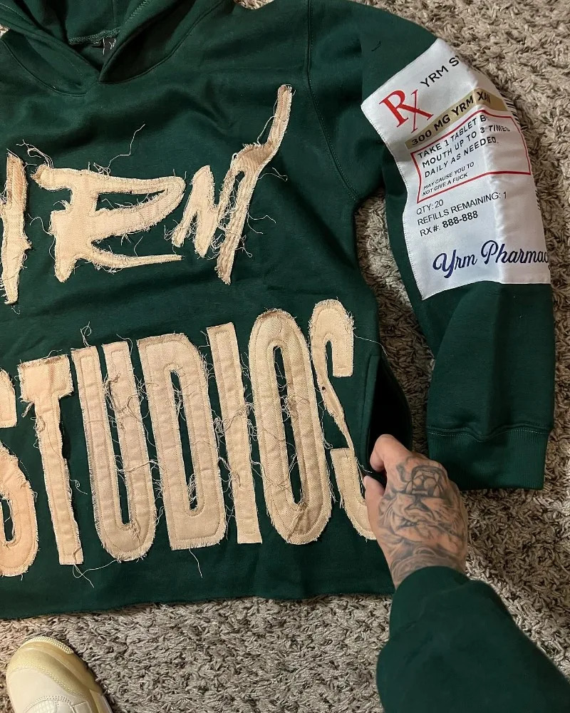 Y2K Harajuku Style Fashion Letters Posted Cloth Sweater Hoodies Men Street Vintage Punk Hip Hop Casual Hooded Sweater Women 250716