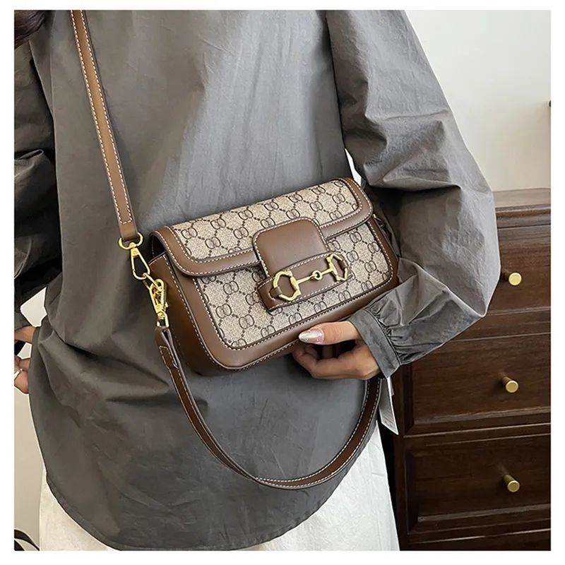 Designer bag Shoulder Bag Luxury Bag Crossbody Purse Designer 2025 for womens high-end and fashionable saddle bag with temperament, single shoulder cr