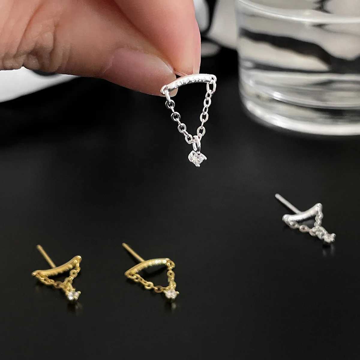 Tragus Piercing Womens Hoop Earrings With Chain Helix Star Butterfly Crown Zircon Ear Rook Daith Sung Body Jewelry Gift CC084 y250715