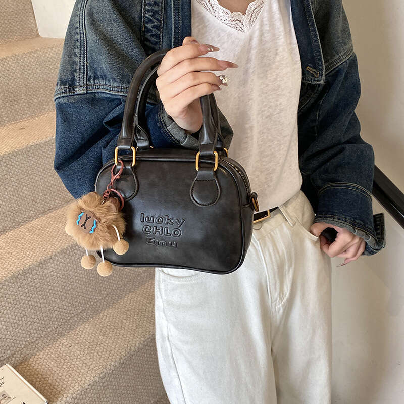 2025 New Autumn Winter Fashion Niche Korean Style Solid Color Single Shoulder Crossbody Bag