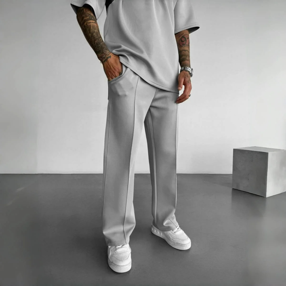 mens casual pants stylish and comfortable elastic waist drawstring single-line pleated solid color pocket mops pants 250715