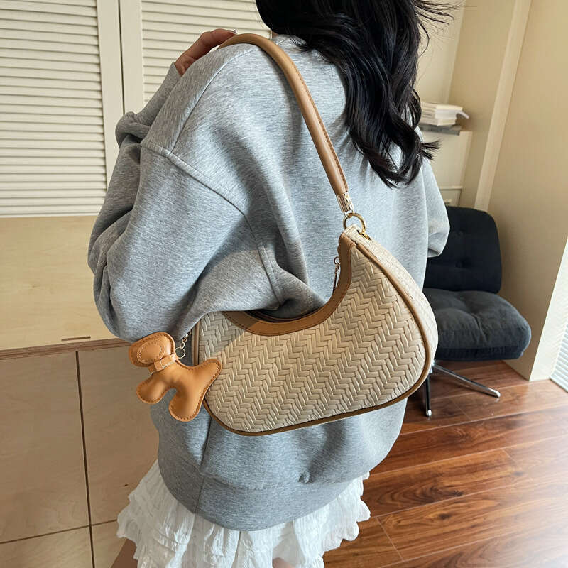 Women's 2025 Summer New Versatile Crossbody Dumpling Simple Woven Single Shoulder Underarm Bag for Women