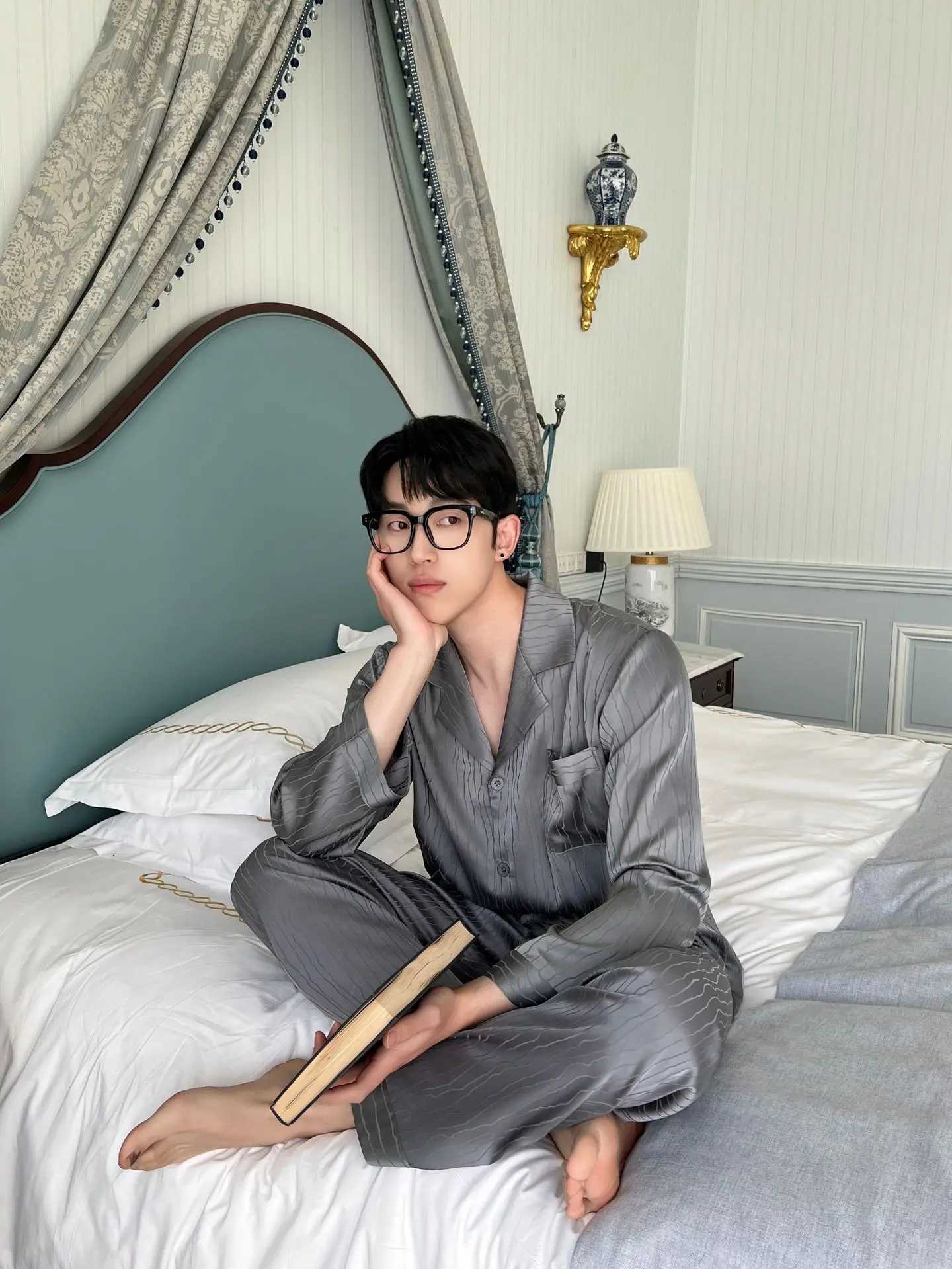 Plus Size Mens Sleepwear 3Pcs Pajamas Set Summer New Satin Nightwear Home Clothes Fashion Jacquard Stripes Loungewear Pajamas W250717