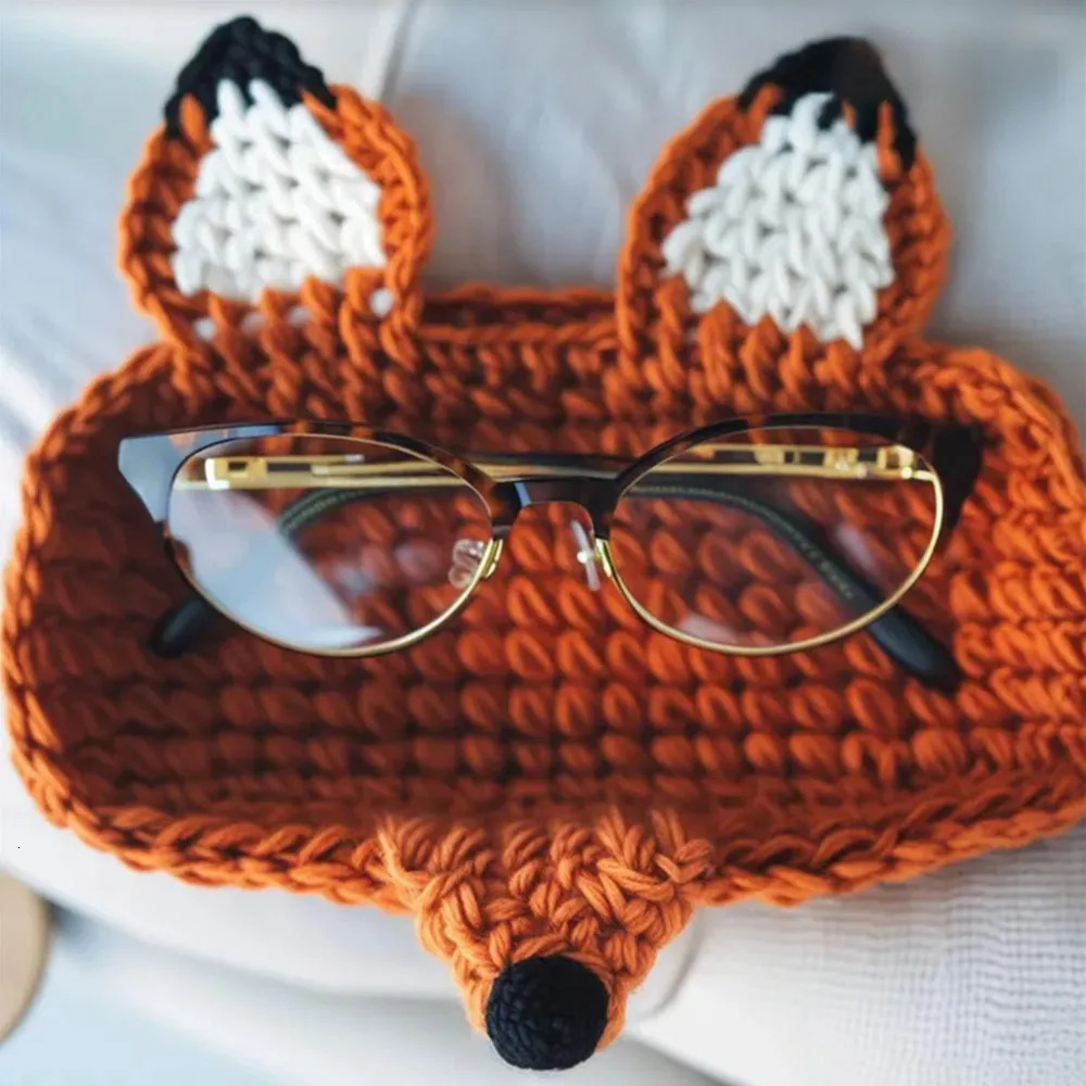 Handmade Crochet Eyeglasses Holder Cartoon Eyeglass Tray Funny Decorative Glasses Stand Crochet Bear Tray Desktop Decoration 250716