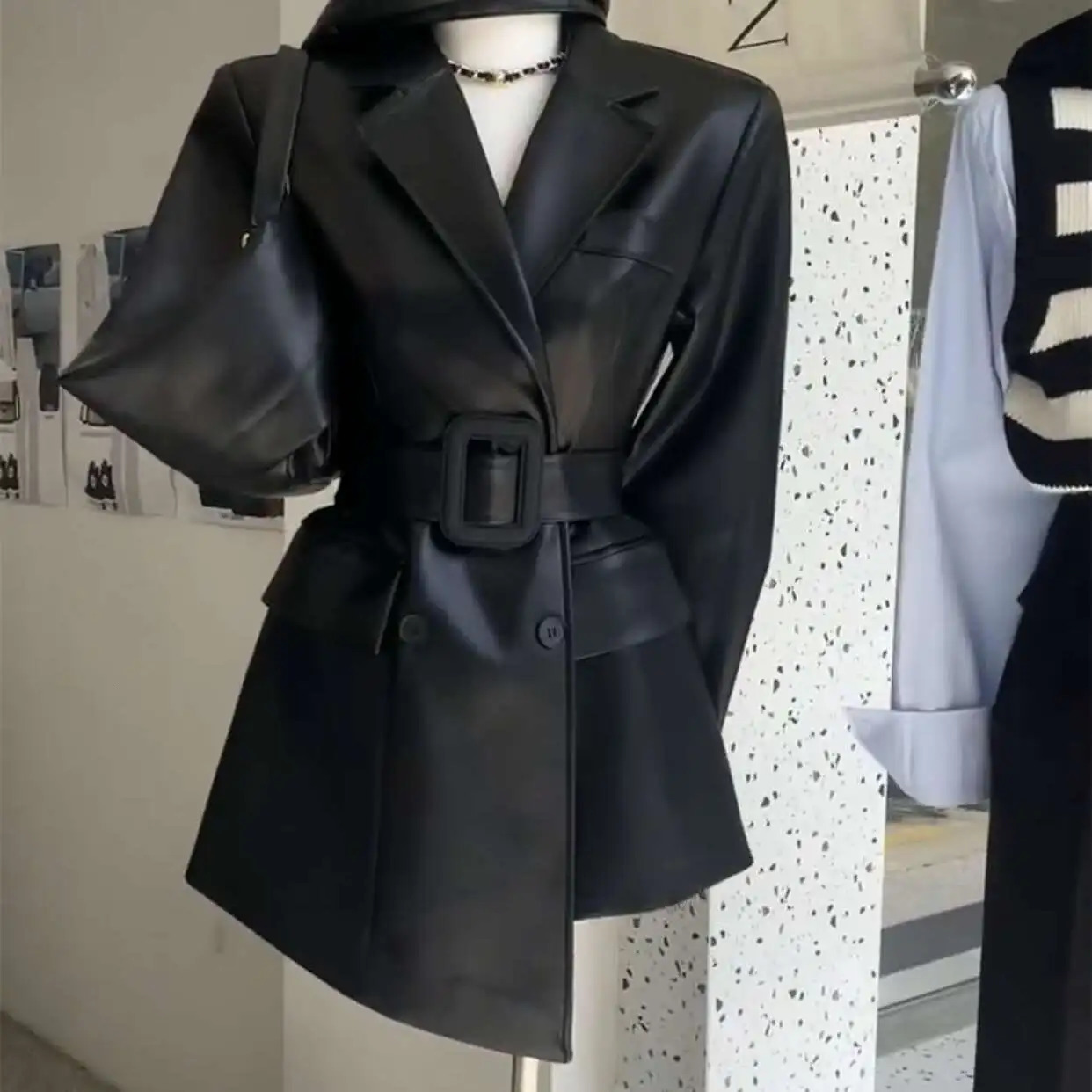 Coffee Color Retro Leather Jacket Women Clothing Autumn High End Waist Cinched Slimmimg Mid Length Suit Coat for Women 250715