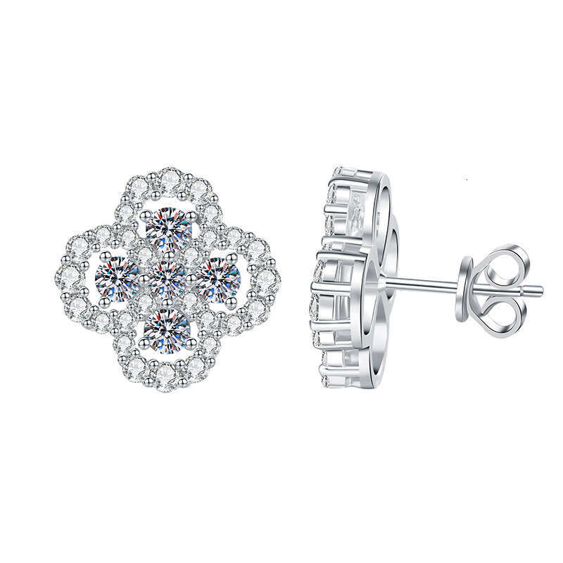 S Pure Sier Four-Leaf Clover Exquisite Full Dia Light High-End Moissanite Earrings for Women aa1