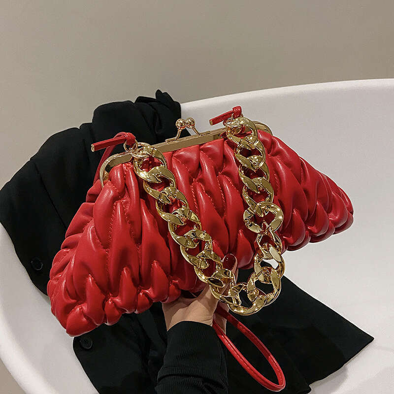 New Fashion Trend Pleated Embroidery Fresh Women's Chain Shoulder Bag Simple Versatile