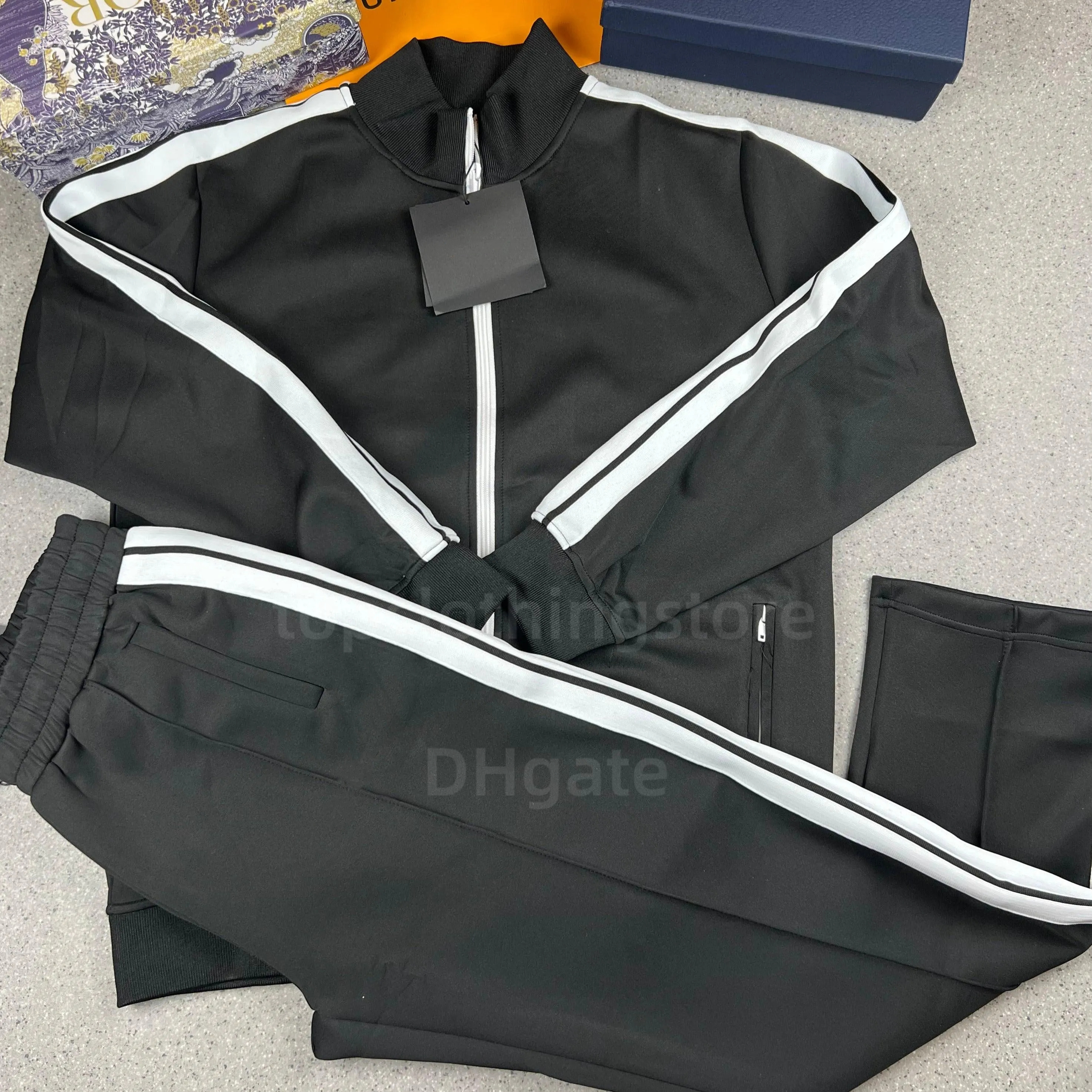 designers mens tracksuits womens sweatshirts suits men jackets track sweat suit 5A coats man hoodies sweatshirts sportswear S-XL