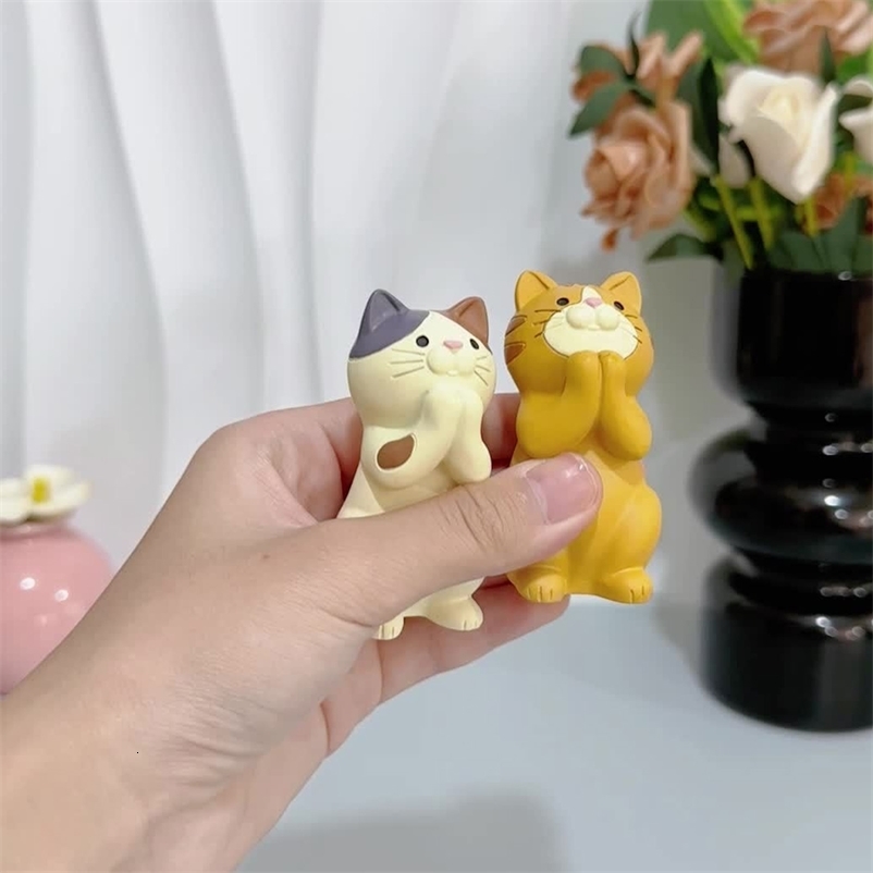 Cat Glasses Bracket Mobile Desktop Pen Holder Home Desk Multifunctional Ornaments Collectibles Home Decoration 250716