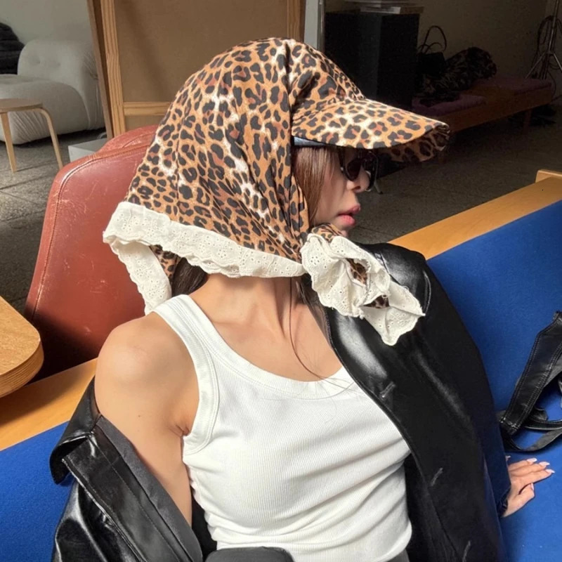 Ins Fashion Leopard Print Y2K Headscarf Caps for Women Spring Summer Travel Sun Protection Versatile Casual Strap Sun Hat 250717