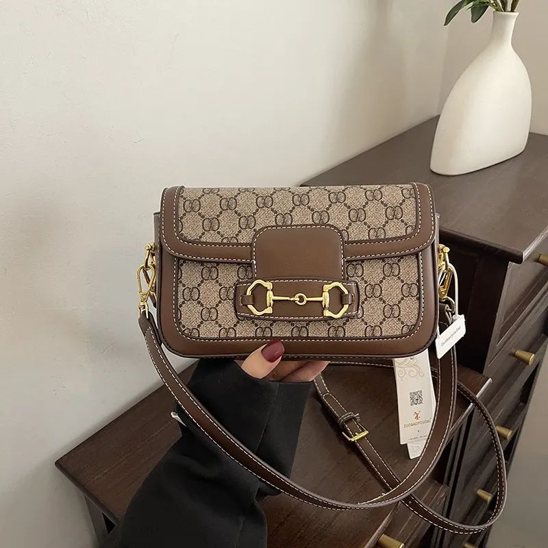 Designer bag Shoulder Bag Luxury Bag Crossbody Purse Designer 2025 for womens high-end and fashionable saddle bag with temperament, single shoulder cr