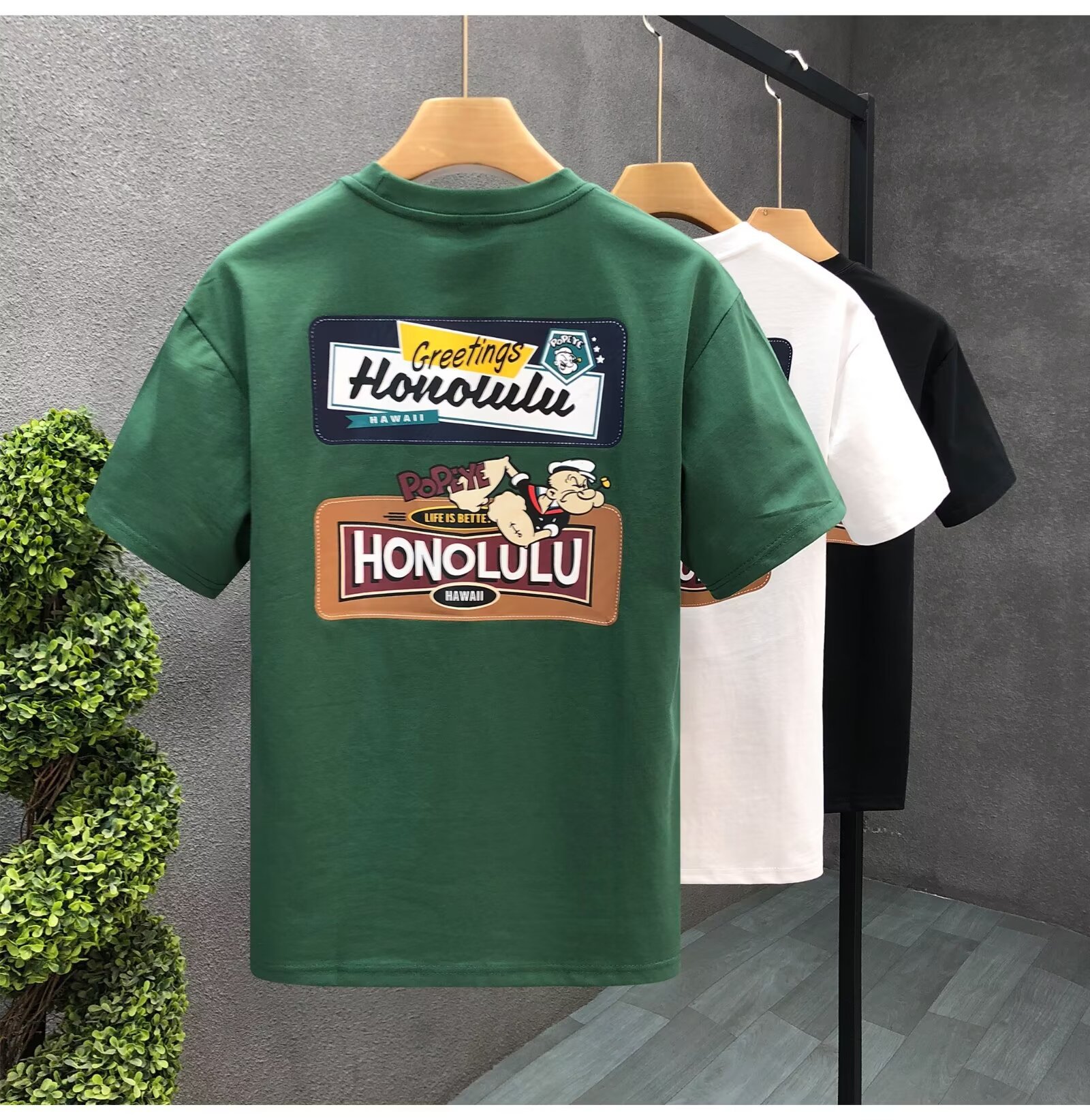 Free shipping designer T-shirt short sleeved men and women loose casual printed half sleeved Cool Fabric Bold Graphics Durable Fabric