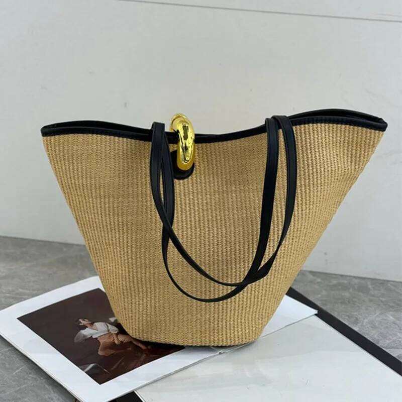 New retro women's tote bags for spring summer 2025, stylish designer casual and multi-purpose commuter lock basket woven bag