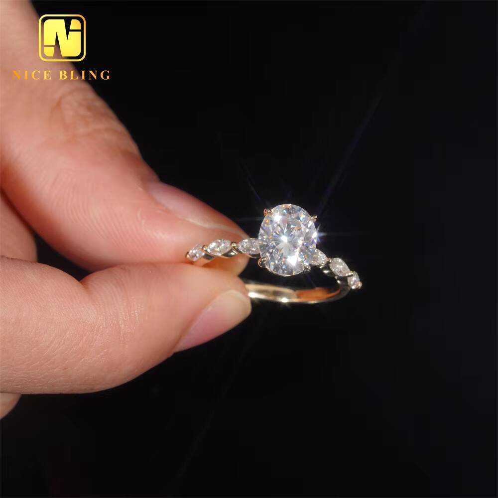 Trendy Oval Marquise Cut Diamond Wedding Rings Women 14K Yellow Gold VVS Moissanite Engagement Ring for Women