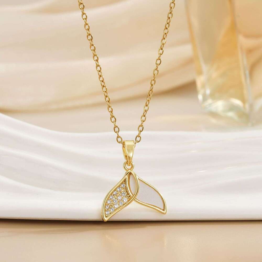 Real Gold Plated Zircon Fish Tail Necklace Niche Light Exquisite Collarbone Chain Elegant High-End Versatile Jewelry 14C