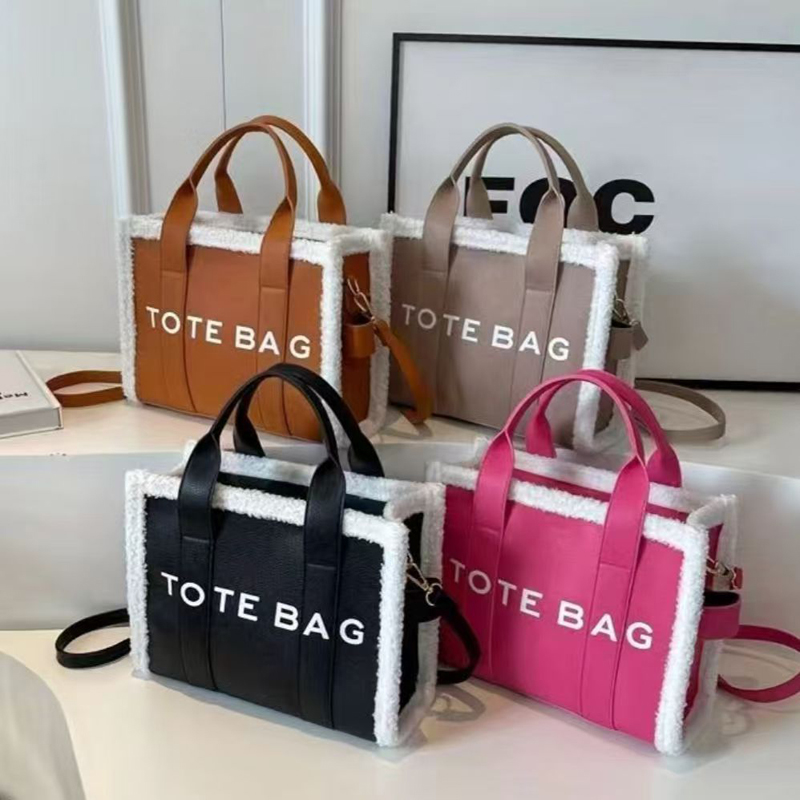 Fashion trend versatile simple stripe large capacity canvas comfortable tote factory direct sales bags for women AAA+++