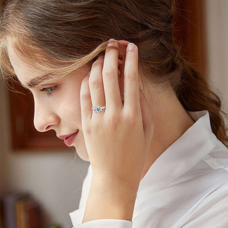 Hot Selling Half The Country Super Large Pigeon Egg Diamond Wedding Proposal S Pure Silver Moissanite Ring For Women Ba3