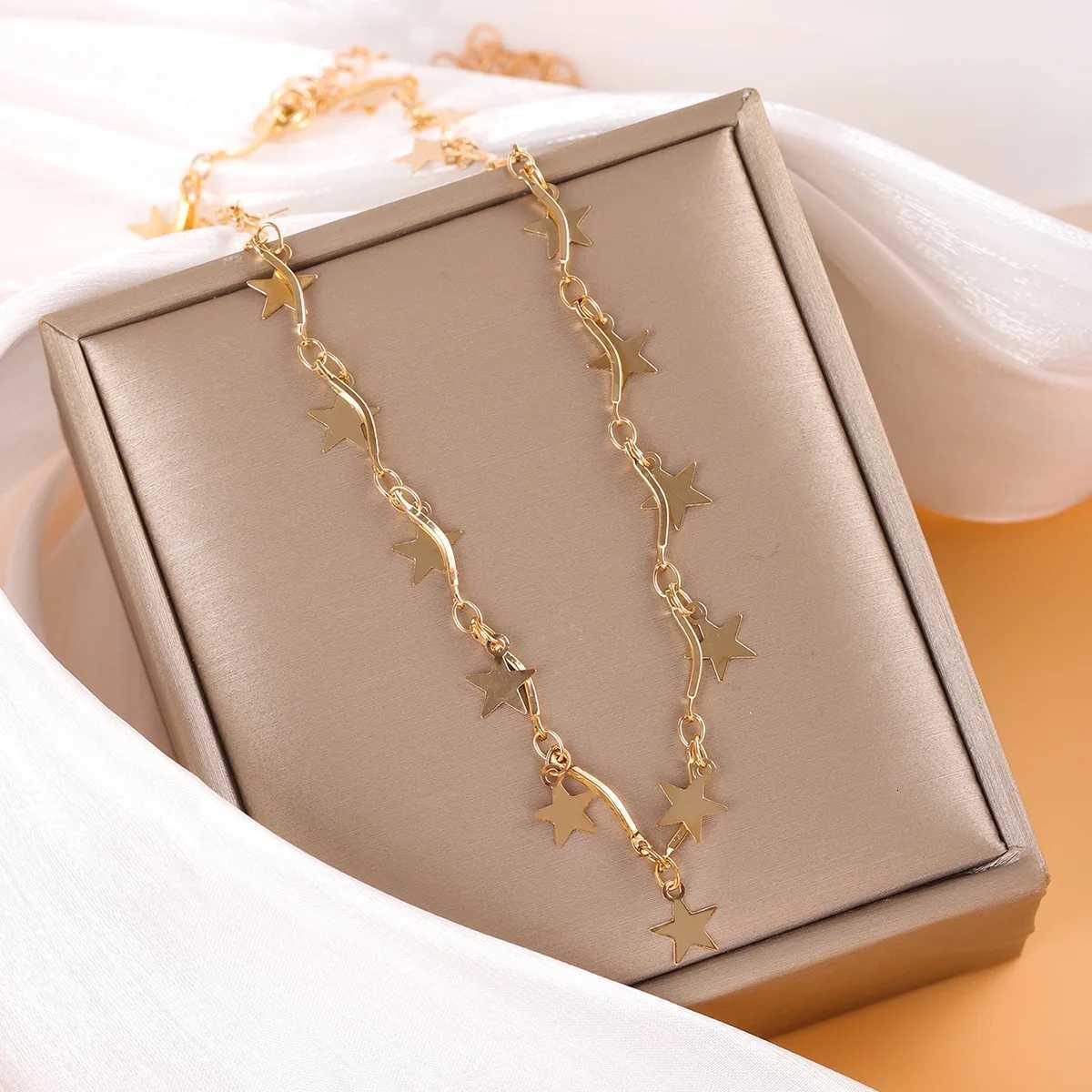 1Pcs Punk Star Pendant Necklace Retro Geometric Tassel Collarbone Chain Charming Elegant Womens Daily Dating Party Jewelry XJ250717