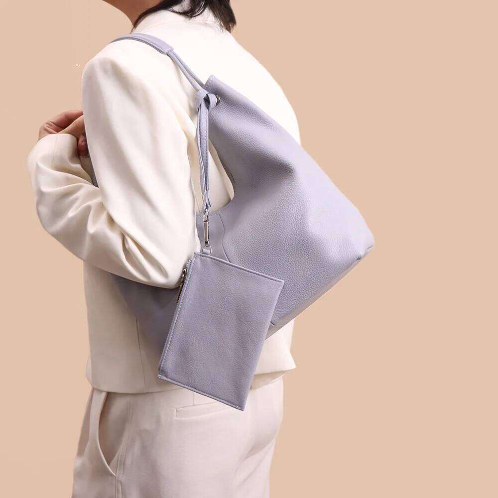 2025 Urban Women's New Genuine Leather Tote - High-Quality, Large-Capacity, Versatile Shoulder Bag for Daily Commute