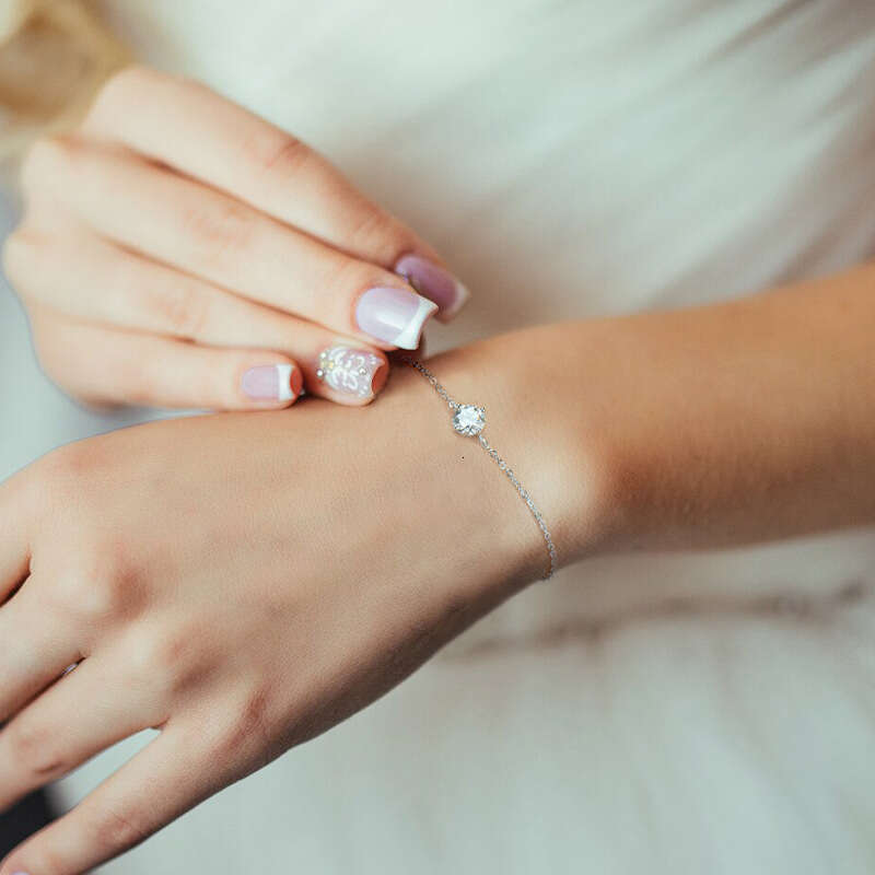 Internet Celebrity INS Style Korean Version Moissanite Decorative Bracelet For Women, Pure Sier, Non-Fading, Classic Four-Claw Hand Jewelry, Private L