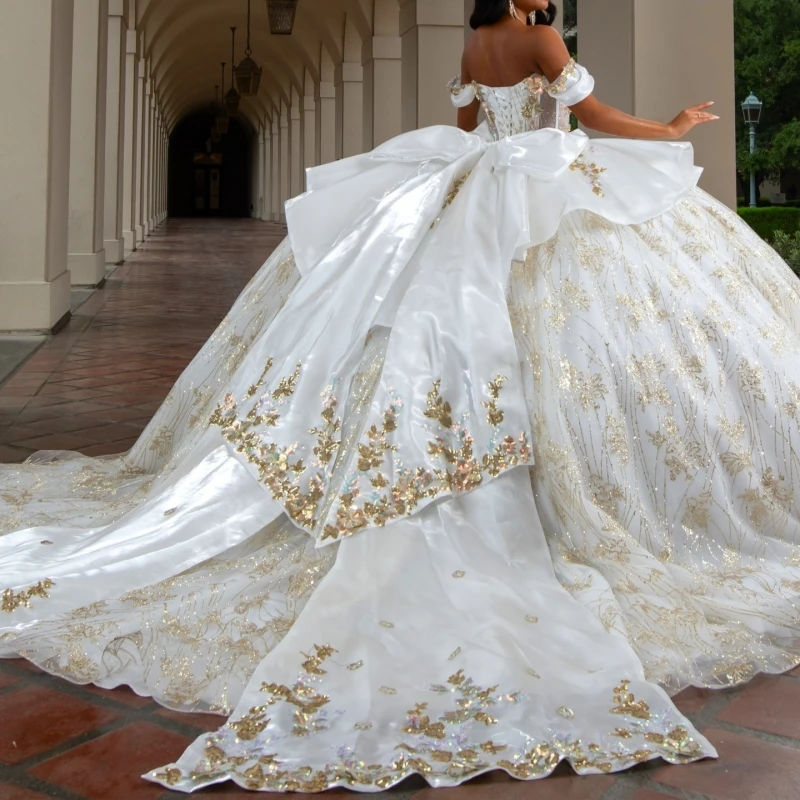 White Shiny Quinceanera Dresses Ball Gown Off The Shoulder Sequin Gold Applique Lace Beads Tull Sweet 16 Dress Vestidos 15 De Anos
