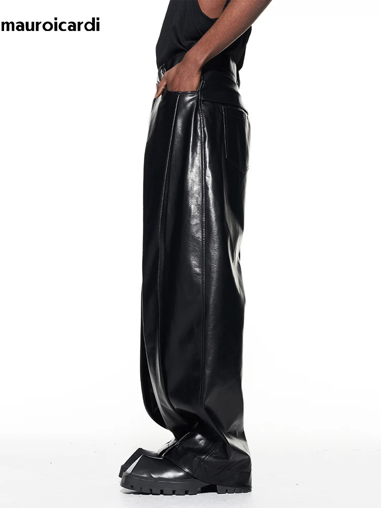 Mauroicardi Spring Autumn Long Loose Casual Baggy Black Shiny Reflective Patent Pu Leather Pants Men Wide Leg Trousers Fashions 250704