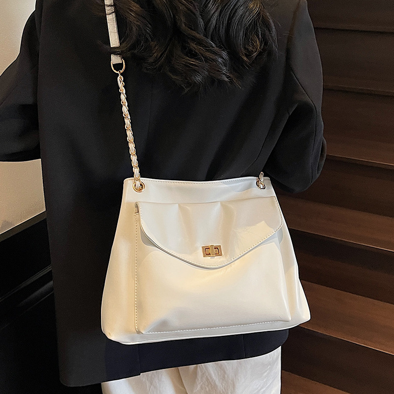 Summer New Women's Single Shoulder Crossbody Bag Summer New Fashion Handbag Large Capacity Commuter Bag Retro Crossbody women's Bag New Desi