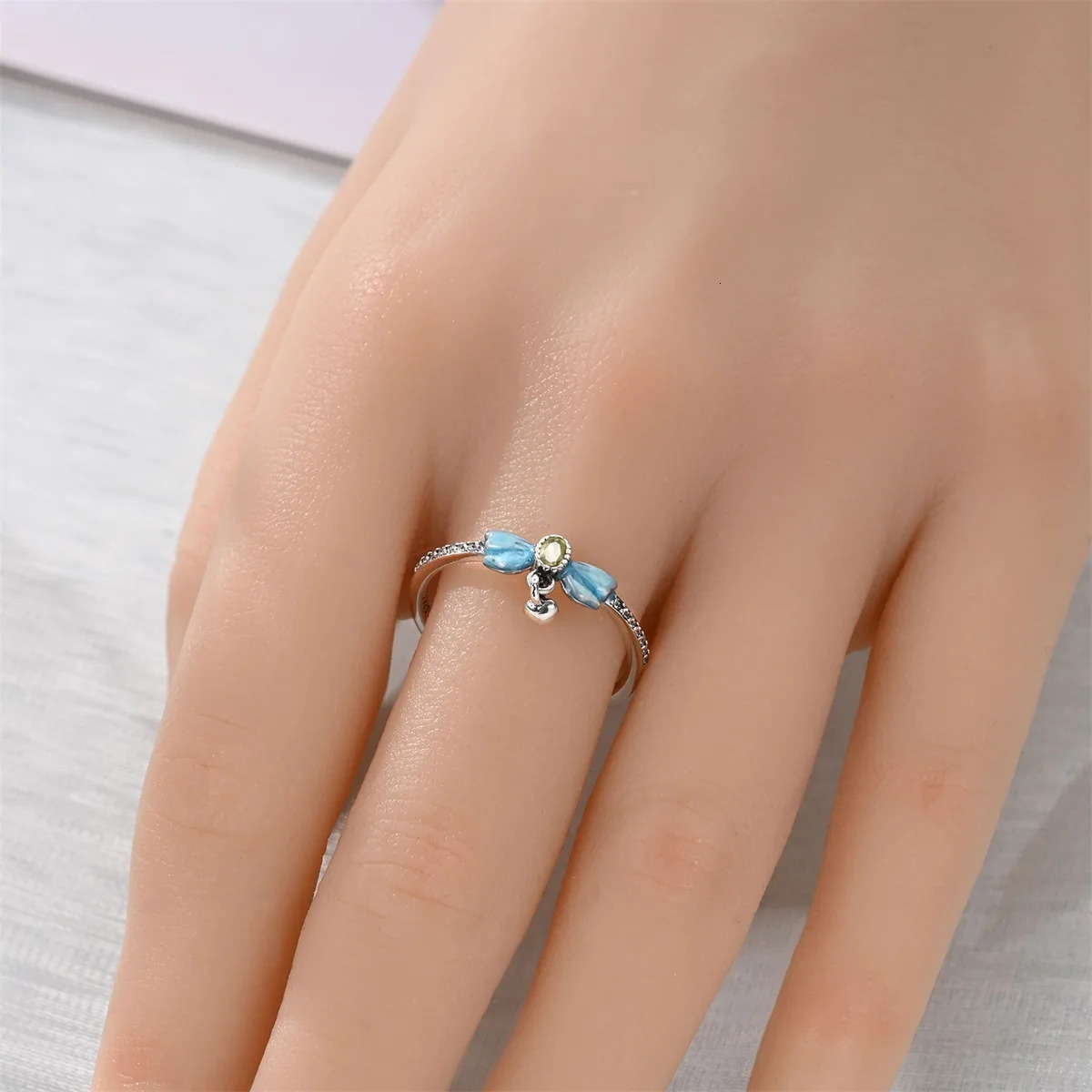 925 Sterling Silver Simple Women Rings Pink Zirconium Crown Ring LOVE Wedding for Engagement Jewelry Anniversary Gift 250704