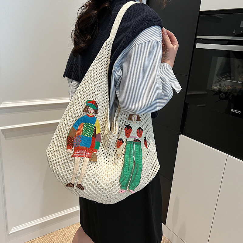 Summer new women's shoulder crossbody bag summer trend new woven women's handbag fashionable beach travel straw bag new designer bag