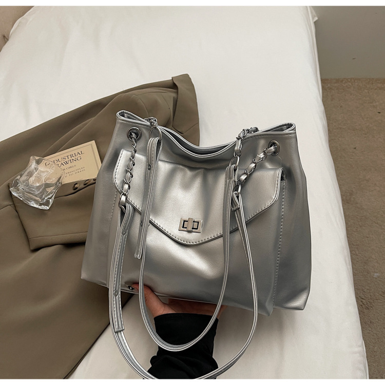 Summer New Women's Single Shoulder Crossbody Bag Summer New Fashion Handbag Large Capacity Commuter Bag Retro Crossbody women's Bag New Desi