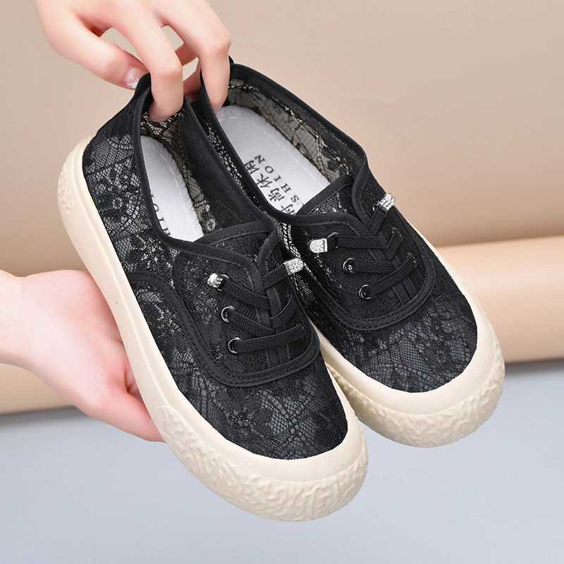 Summer new lace mesh breathable casual sports shoes designer shoes with thick soles and lightweight women's sports shoes