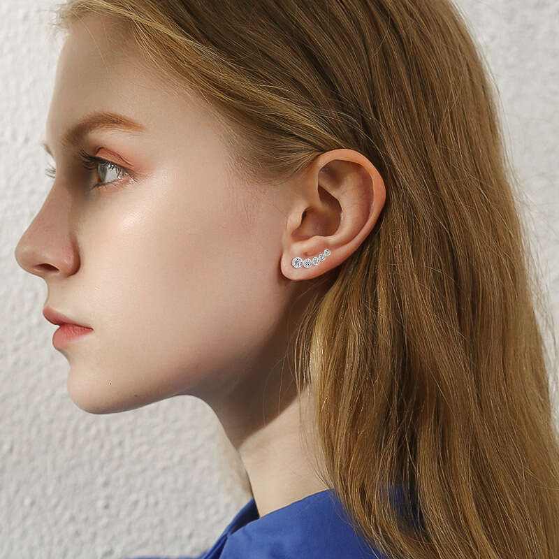 Personality Smile Arc Earrings D Color Moissanite Sterling Sier Light Niche Ear Jewelry 629