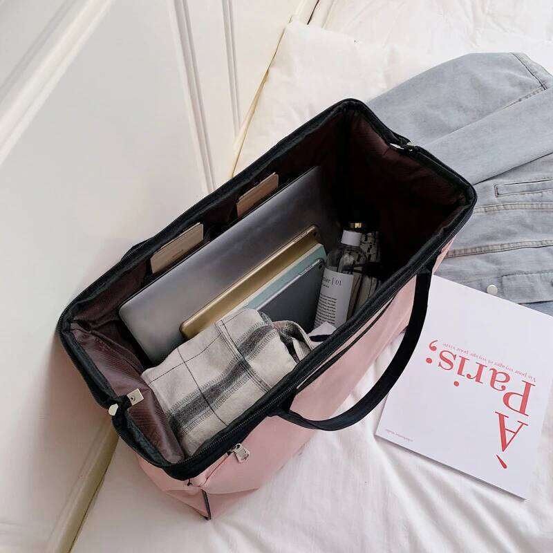 designer bag luxury bag Portable Travel Female Big Fiess Duffel Bag Men Weekend Bags Nylon Overnight Striped Women Handbags Bolsas Vie Xa637b