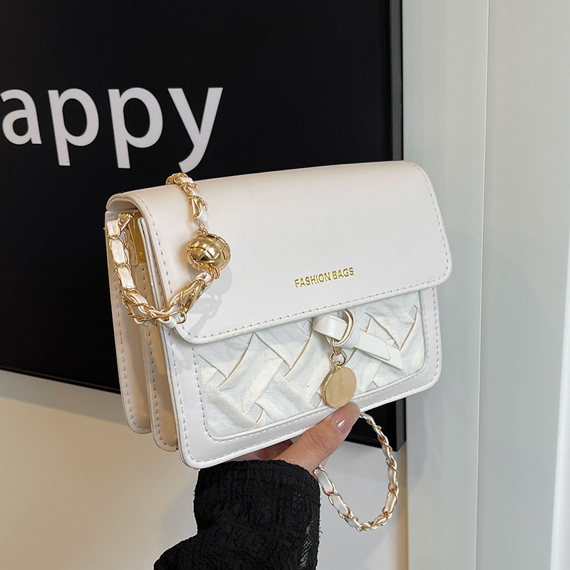 Free Shipping 2025 Summer New Designer Bag Fashion High-end Niche Outdoor Shoulder Bag Versatile Small Square Bag For Women Premium And High-quality S