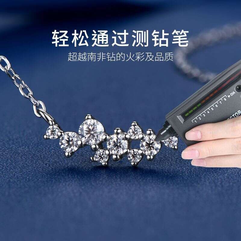 Tiktok Iuencer Same Style Cool Niche Design Moissanite Necklace For Women Starry Sky Pure Sier Collarbone Chain High-End Jewelry B53