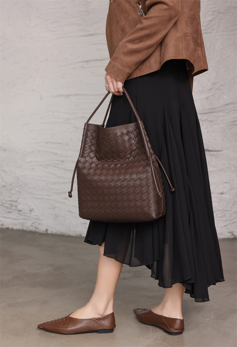Designer bag free shipping Cowhide woven bag for women new single shoulder fashionable and versatile large capacity underarm bag black grey white
