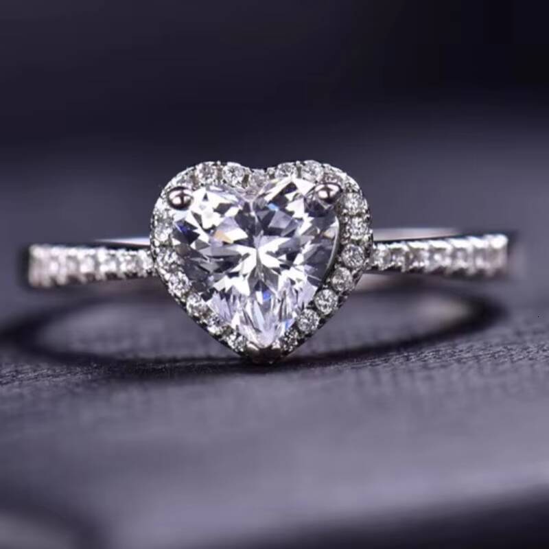 Classic Moissanite S925 Ring Silver Plated Heart Round Cut Shape Vvs Gra Diamond Moissanite Women Engagement Rings