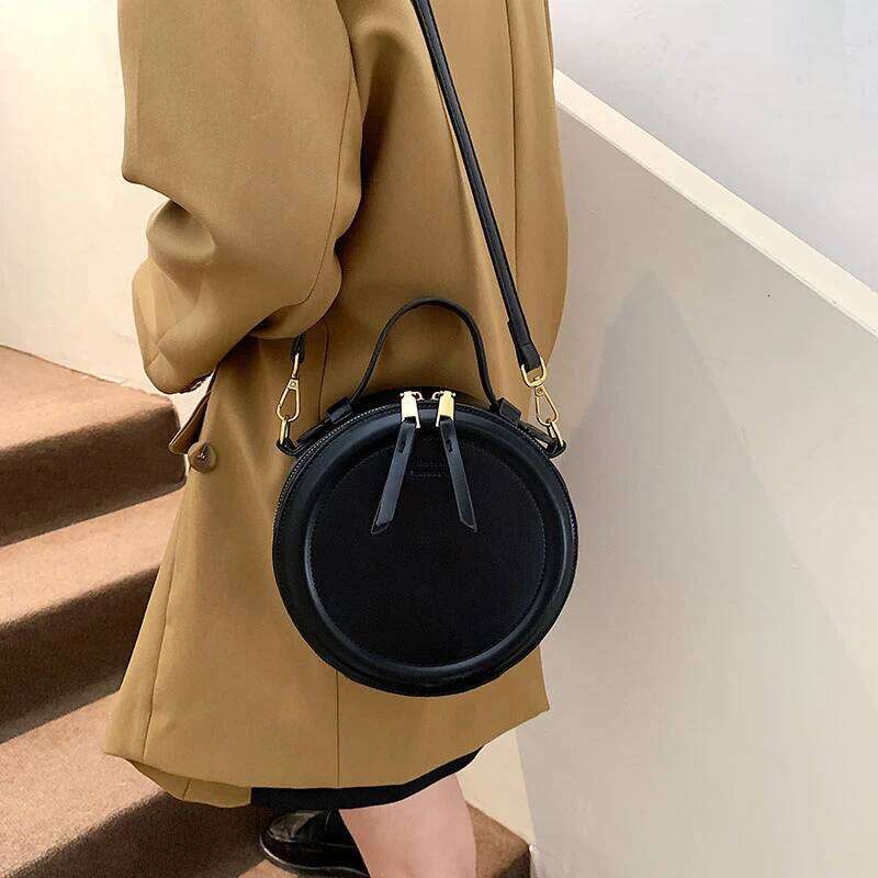 Solid color Crossbody For Round Small Handbag Women Fashion Designer Bags Leather Shoulder Bag Female Zipper Purses