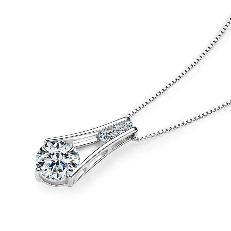 3 fashion Hearts Eight Arrows Moissanite Pendant For Women New Pure Sier Simple Necklace 8E2