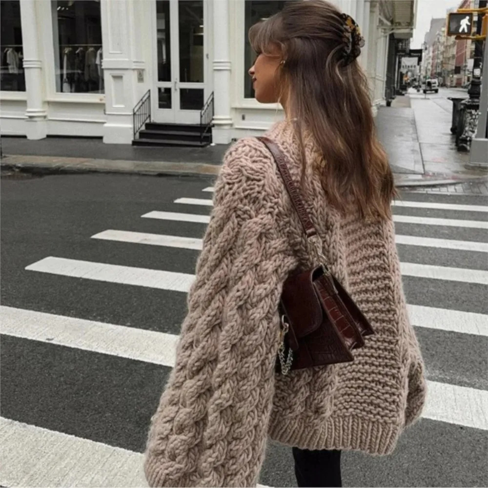 Womens Thick Line Big Twist Knitted Loose Sweater Pullover Fashion Casual Crochet Round Neck Sweaters Solid Color Knitwear 250715