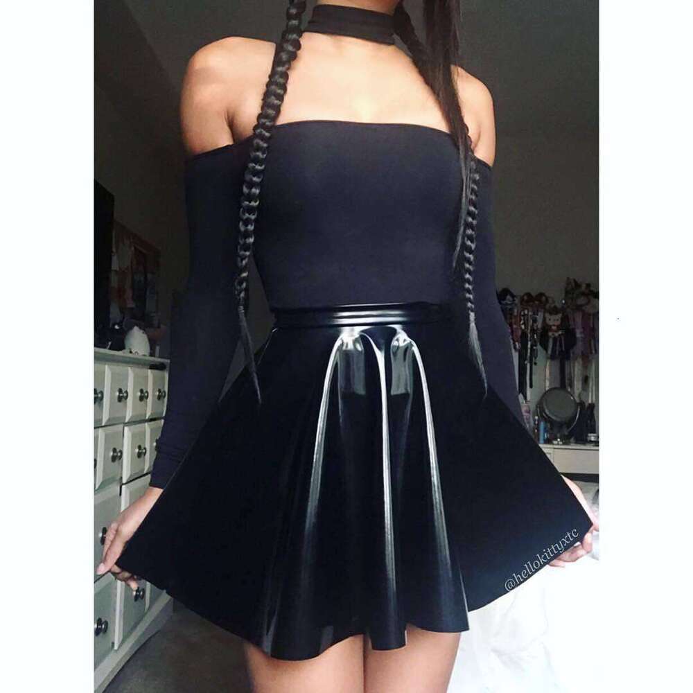Autumn Winter New PU Leather Glossy Dark Style Pleated Mini Super Short Quirky Girl Half Skirt B5