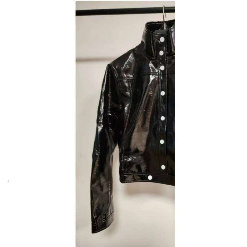 Trendy French Niche Classic Silhouette Lapel PU Texture Glossy Leather Short Jacket Top