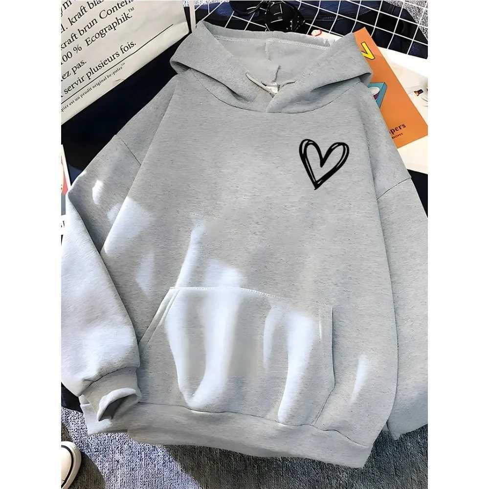 Hirssionsans popular minimalist heart-shaped printed womens youth sportswear casual loose retro hoodie winter warm top XJ250717