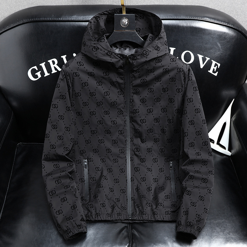 new Free shipping designer coat for man Fashionable thin casual jacket loose and breathable minimalist jacket
